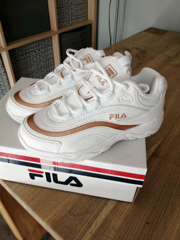 girls fila trainers size 1
